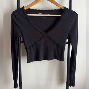 Long sleeve black top
